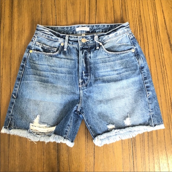 Good American Pants - FLASH SALE! Good American high rise raw hem shorts
